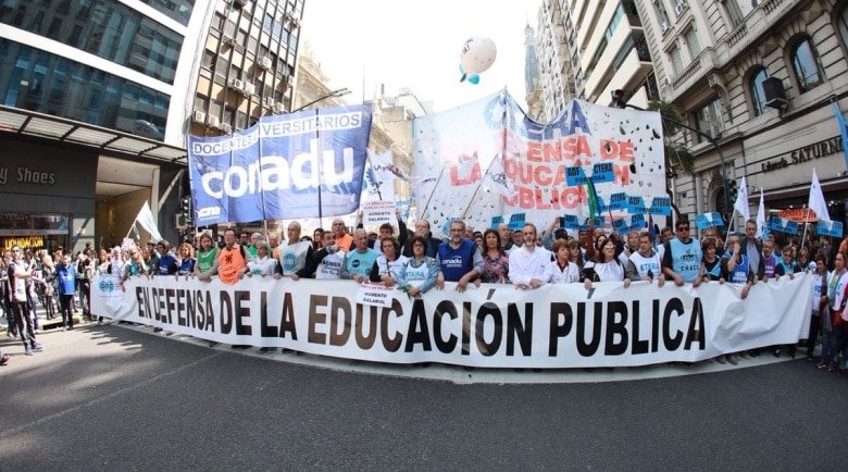 Los gremios universitarios convocaron a un nuevo paro de 48 horas por la Ley de Financiamiento