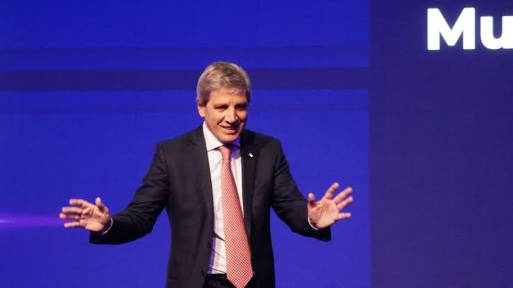 La Cámara Federal sobreseyó a Luis Caputo en una causa iniciada durante el gobierno de Macri